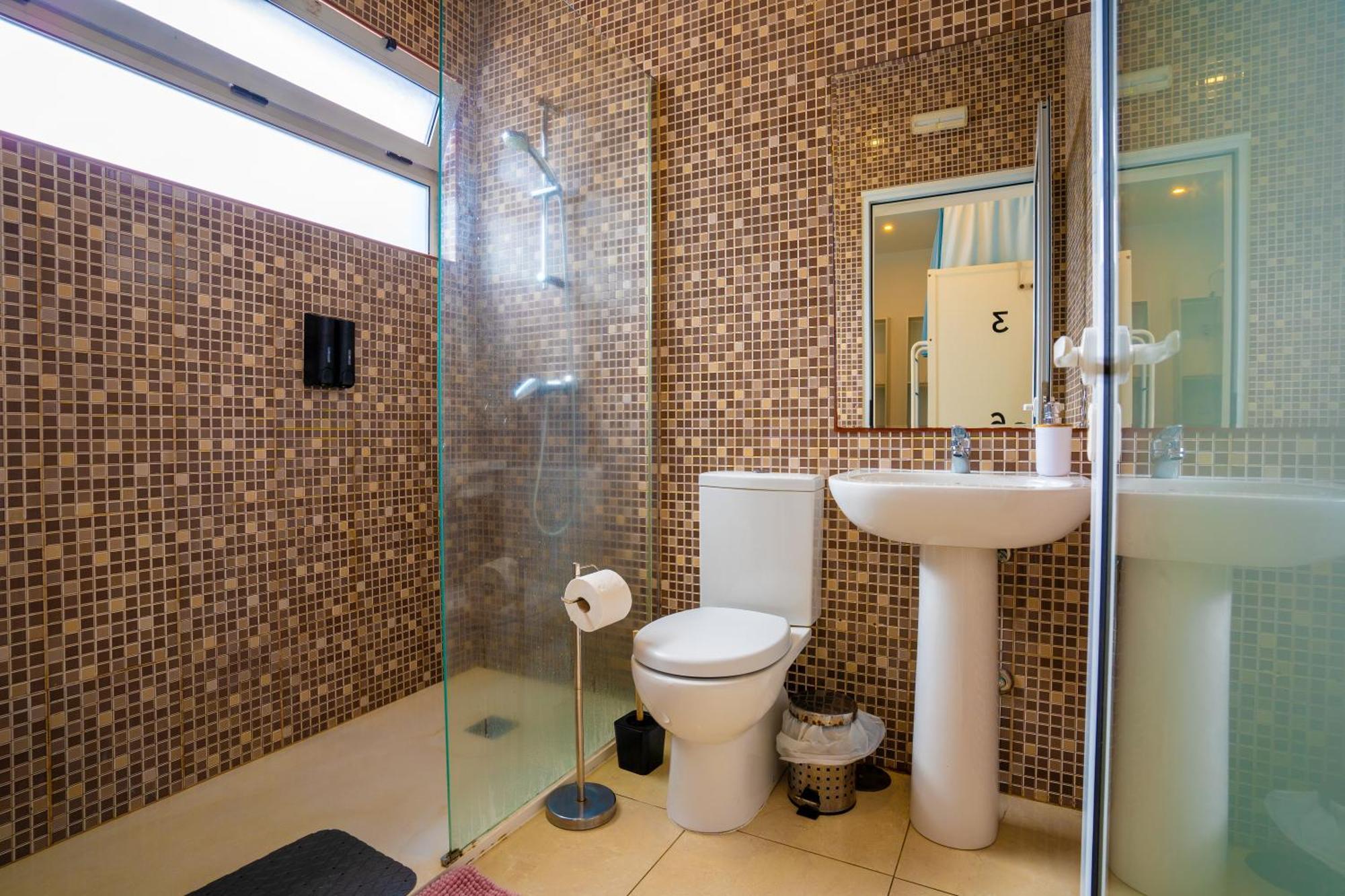 Hostel Azorazul - Pool & Suite Ponta Delgada Extérieur photo